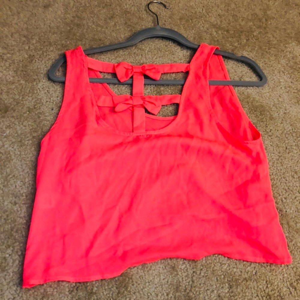 CORAL CHARLOTTE RUSSE CROP TOP!